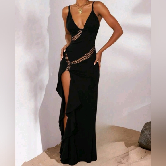 Women's Vacation Sexy Solid Color Hollow Ruffled High Slit Sleeveless - Picture 1 of 5